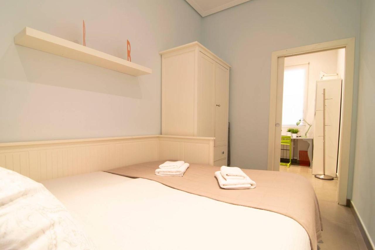 Cozy Apartment near San Miguel Market by Batuecas Madrid Bagian luar foto