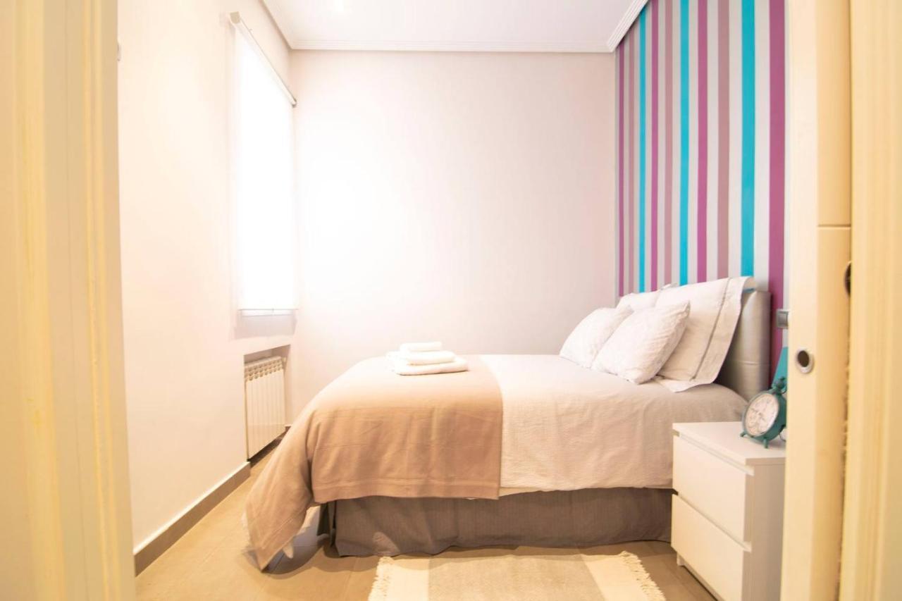 Cozy Apartment near San Miguel Market by Batuecas Madrid Bagian luar foto